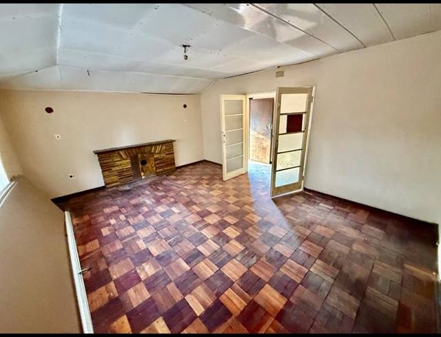 4 BEDROOM HOUSE FOR SALE IN VANDERBIJLPARK CW 5